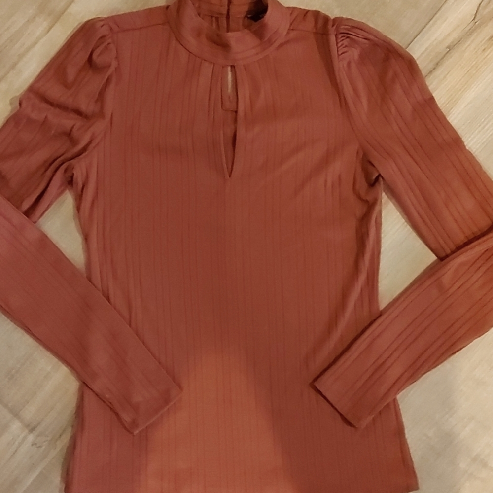 RW&CO Top